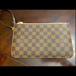 Louis Vuitton Neverfull Pochette Damier Wristlet